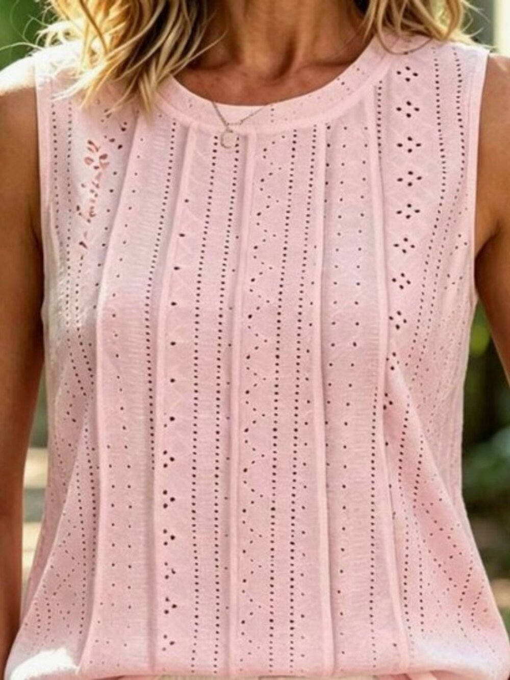 Ninexis Women's Crew Neck Sleeveless Casual Tank Top, Spring/Summer Fashion